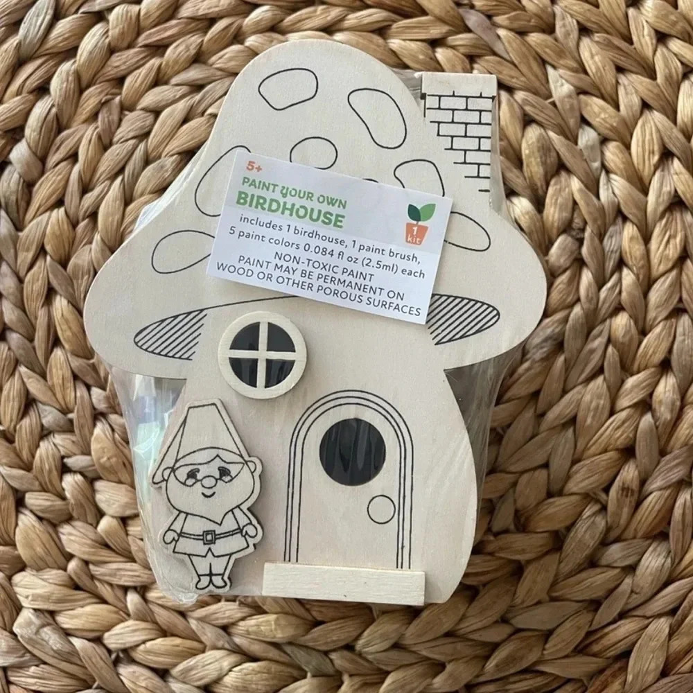 Target Bullseye Paint your own
Mushroom Bird house Kit NEW®